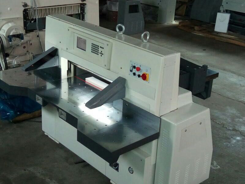 Exercise Book/Notebook/Magazine Book Cutting Machine