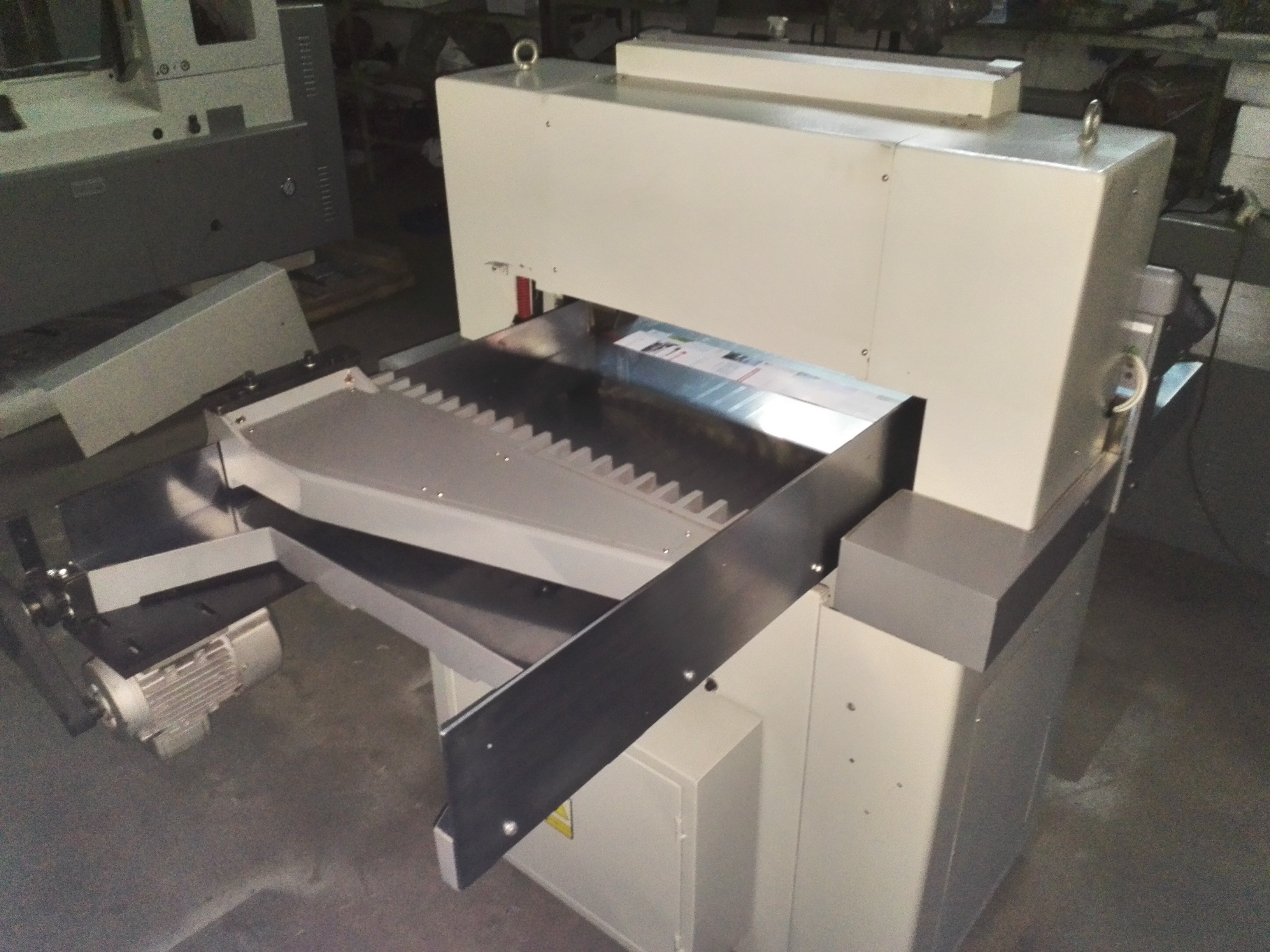 Paper Cutting Machine For Printing Shop