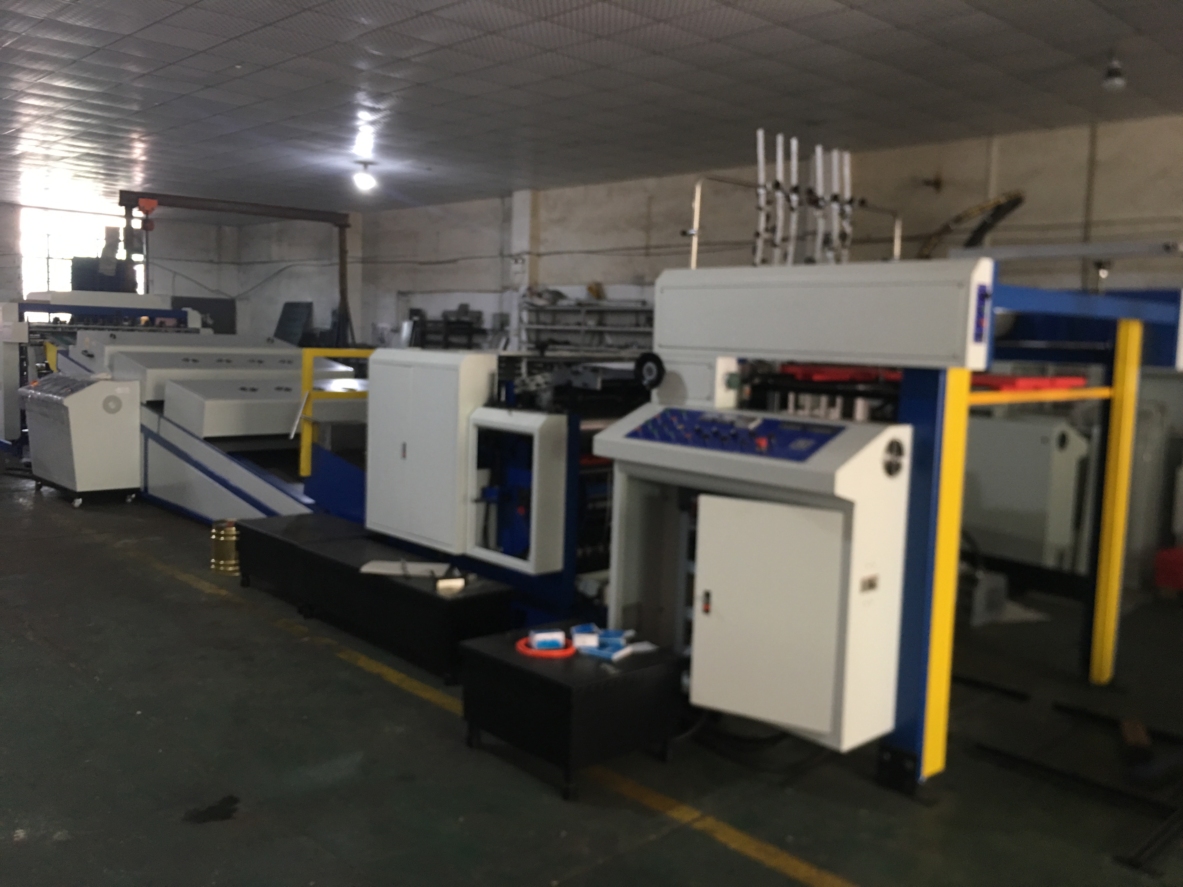 spot uv coating machine